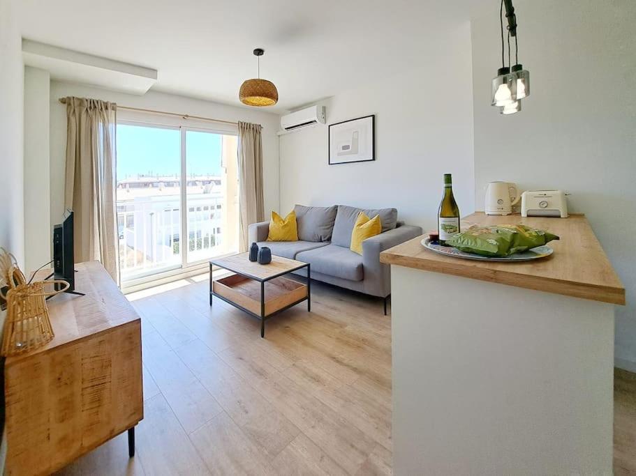 Apartment Charming Flat Close To The Canet d'En Berenguer